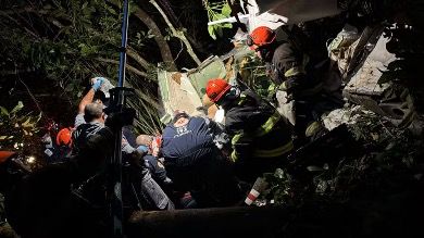 Queda de aeronave em voo de instrução deixa um morto e um ferido