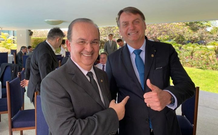 Prisão de Bolsonaro agita eleição em Santa Catarina