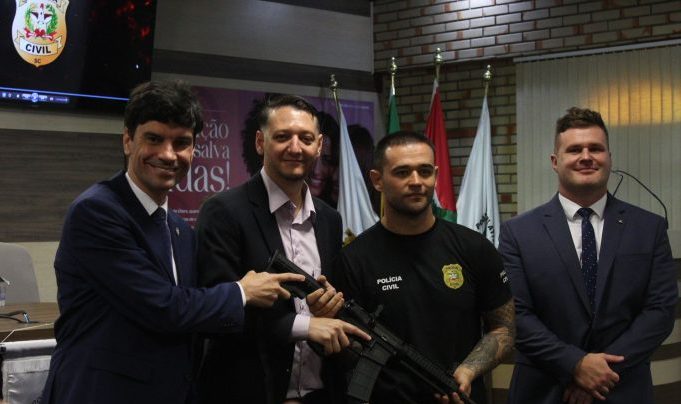 Nova DIC de Brusque é inaugurada com a presença no delegado-geral