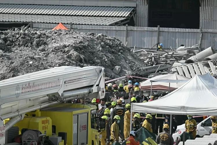 Vídeo: terremoto derruba prédio de 30 andares, deixa mortos e feridos
