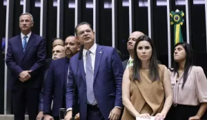 Bancada do PL vai paralisar votações em defesa de Bolsonaro