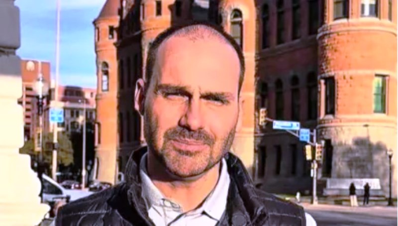 EUA zeram tarifas, Brasil deixa a chance passar, diz Eduardo Bolsonaro