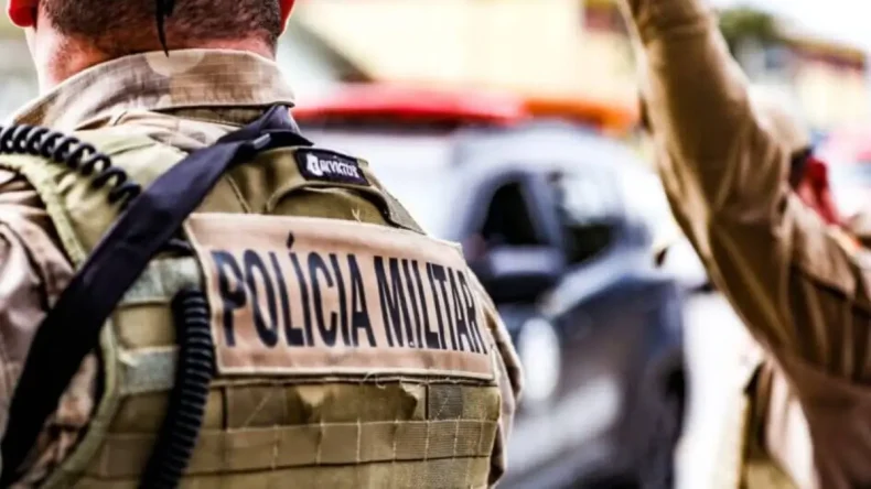 Mulher encontra outra família morando em seu próprio apartamento no Norte de SC