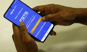 Novo saque do FGTS libera valores retidos para trabalhadores demitidos