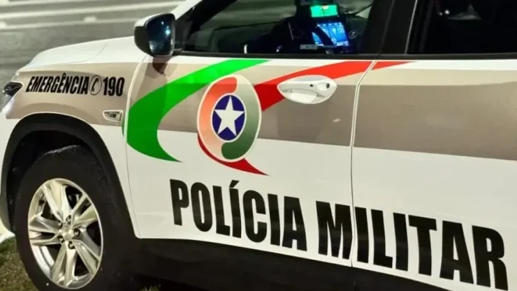 Jovem é baleado; suspeito segue foragido no Vale do Itajaí