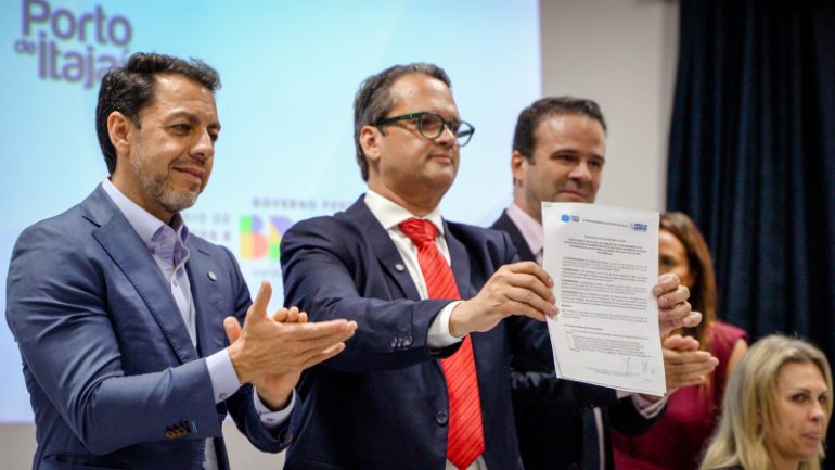 Governo Federal dá posse ao novo gestor do Porto de Itajaí