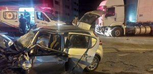 Motorista fica preso às ferragens após acidente na SC-108
