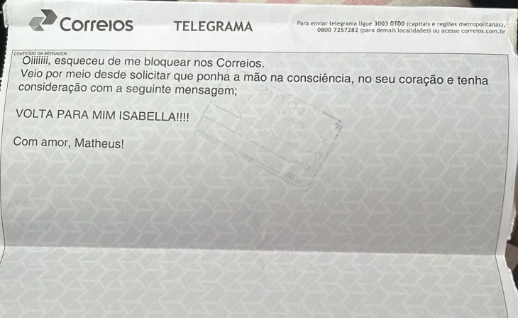 Ex-namorado é bloqueado nas redes e arruma jeito inusitado de se declarar