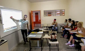 Encceja 2025: inscrições abertas para certificação do ensino fundamental e médio