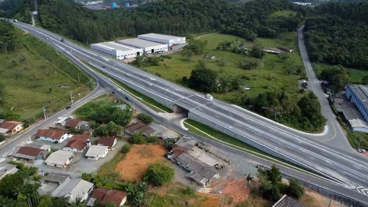 Viaduto milionário da BR-280 é totalmente liberado; veja o trecho