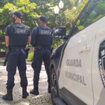 Motorista bate em carro, tenta fugir da Guarda e acaba detido em Florianópolis