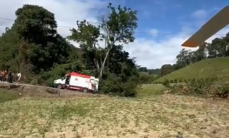 Grave acidente em Águas Mornas mobiliza a equipe aeromédica