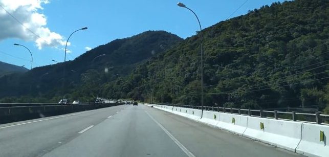 BR-101 será totalmente bloqueada no Morro dos Cavalos nesta terça