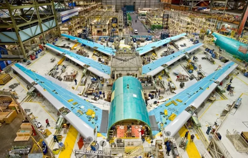 Ações da Embraer disparam com veto da China contra jatos da Boeing