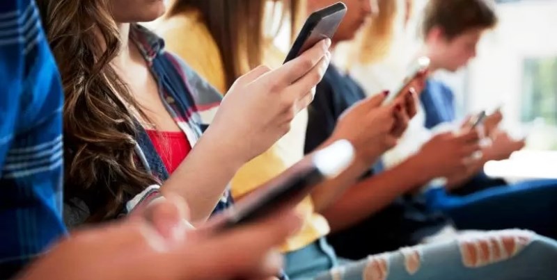 Instagram põe limites em transmissões ao vivo para menores de 16 anos