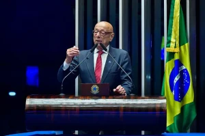 Esperidião Amin cobra explicações sobre acolhimento a ex-primeira-dama do Peru