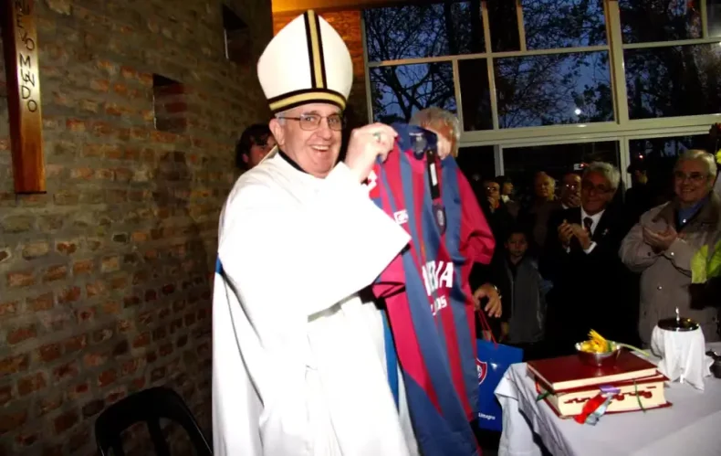 Torcedor do San Lorenzo, o Papa argentino foi expulso do vestiário