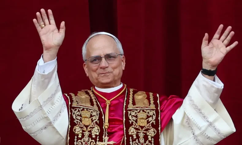 Vaticano excomunga grupo ultraconservador