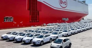 Itajaí terá alterações no trânsito com a chegada de navio da BYD com 6 mil veículos