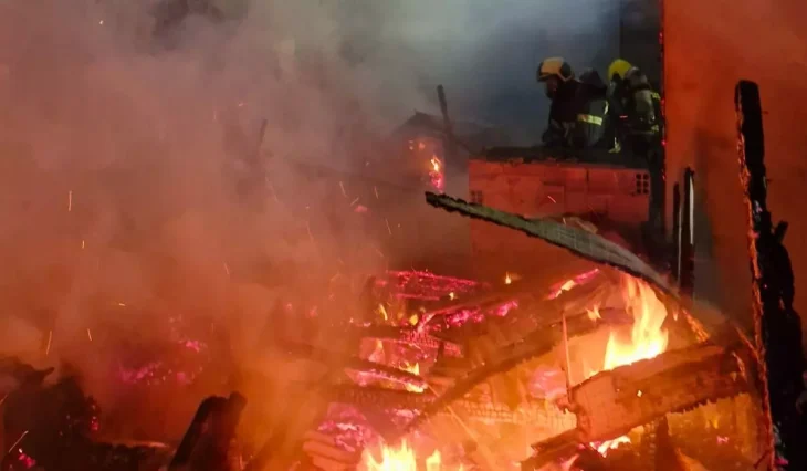 Idoso morre em incêndio residencial na Serra de SC