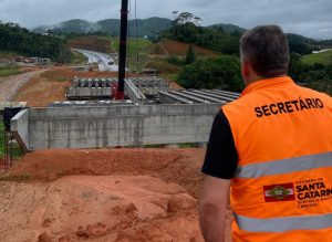 Governo promete retomar obras do prolongamento da Via Expressa