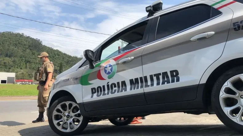 Mulher é agredida pelo companheiro, que acaba preso em SC