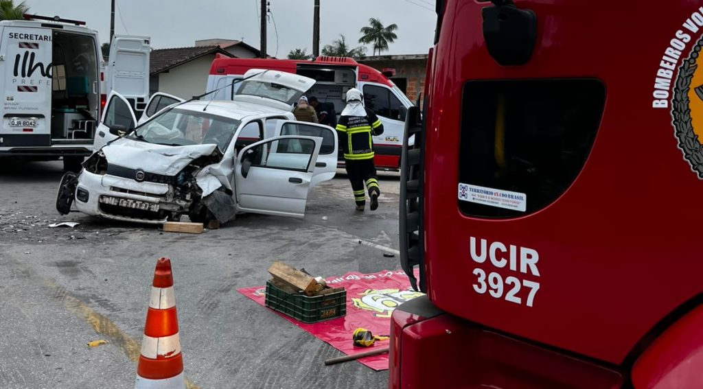 Vídeo: grave acidente deixa vítima presa às ferragens