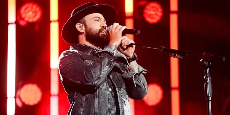 Mateus, dupla de Jorge, passa por cirurgia para conter infecção