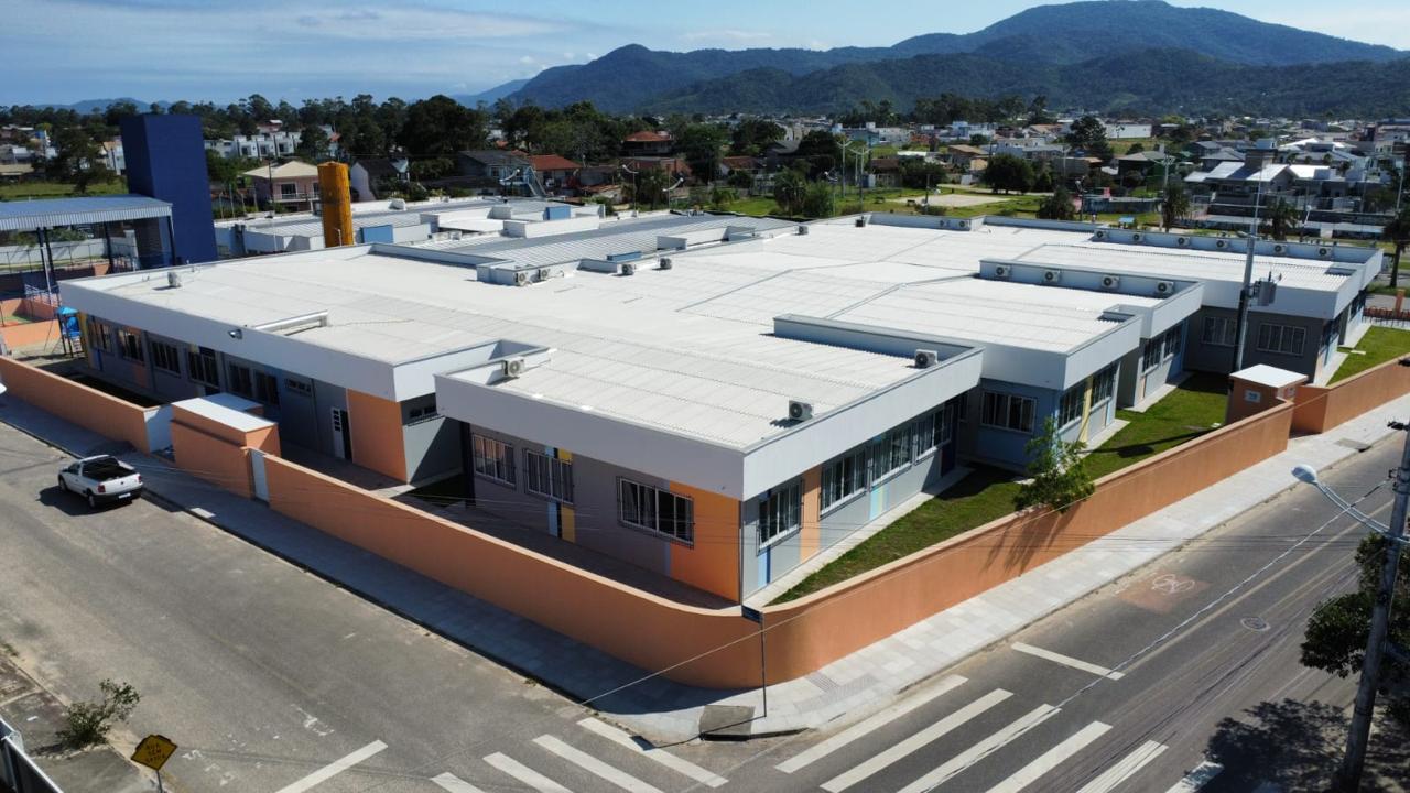 Florianópolis inaugura escola com atendimento integral no Norte da Ilha