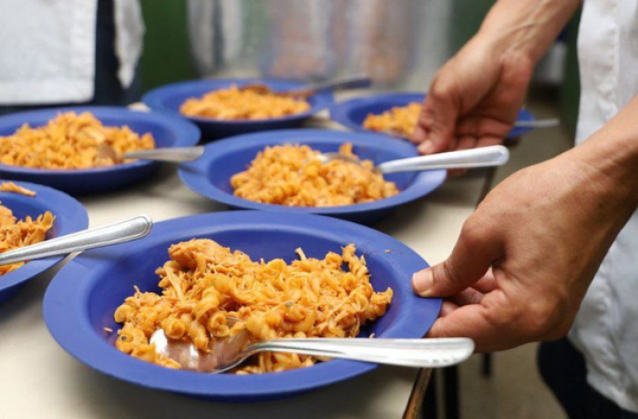 Indaial rompe contrato com empresa que fornecia alimentos a alunos