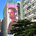 Pinturas de Antonieta e Cascaes estão de volta em murais de prédio na Capital