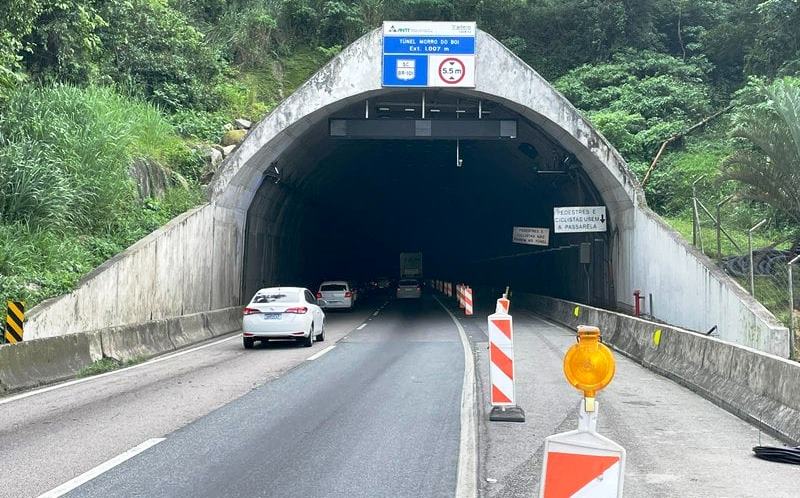 BR-101 terá bloqueio total por 1h nesta quinta no Morro do Boi