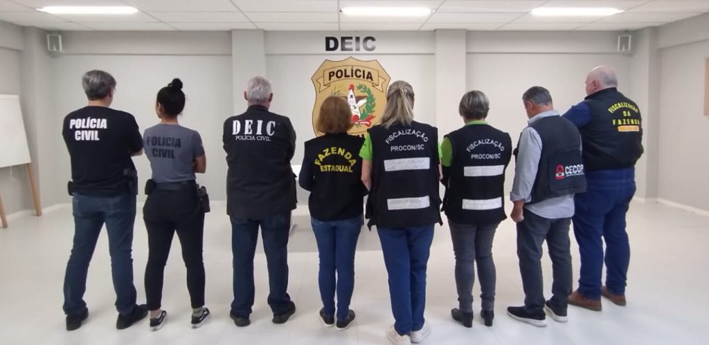 Mais de R$ 600 mil em produtos piratas são apreendidos na Grande Florianópolis