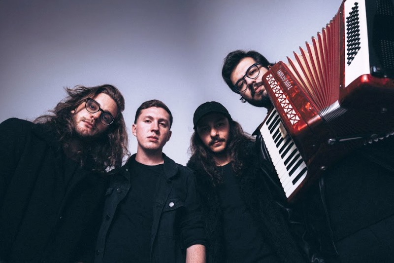 Banda Cambirela apresenta shows acústicos na Grande Florianópolis