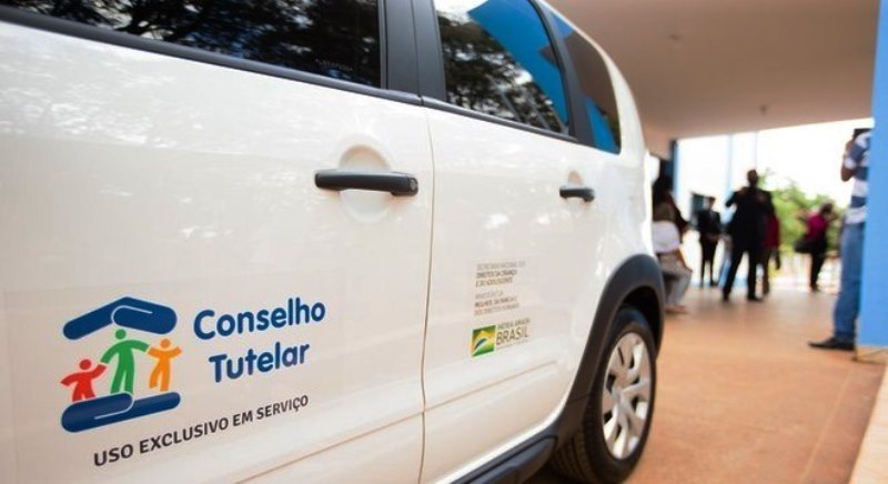 Projeto busca implantar piso salarial de R$ 5 mil a conselheiros tutelares