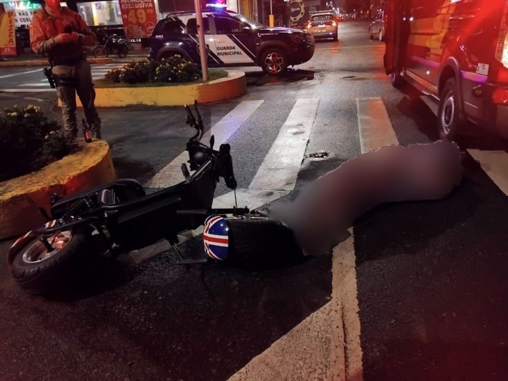 Homem morre após cair de patinete elétrico em SC