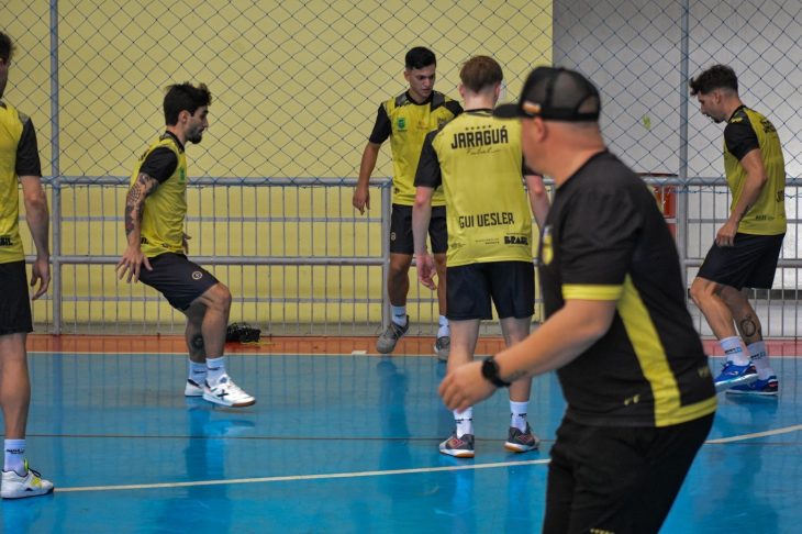 Jaraguá Futsal estreia na Taça Brasil e busca oitava vitória