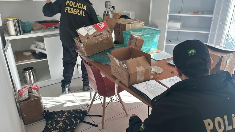 PF age no combate ao tráfico internacional de haxixe em SC
