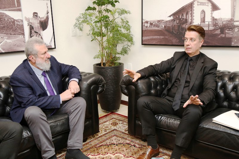 Alesc e TJSC debatem criminalização da população de rua em SC