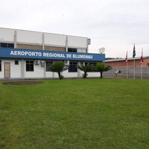 Obras no Aeroporto Regional de Blumenau são retomadas; veja previsão de conclusão