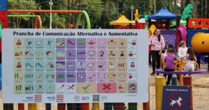 Blumenau é a única cidade em SC com ferramenta de inclusão em parque
