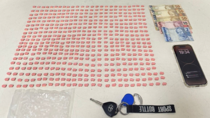 Polícia apreende mais de 500 comprimidos de ecstasy no Vale do Itajaí
