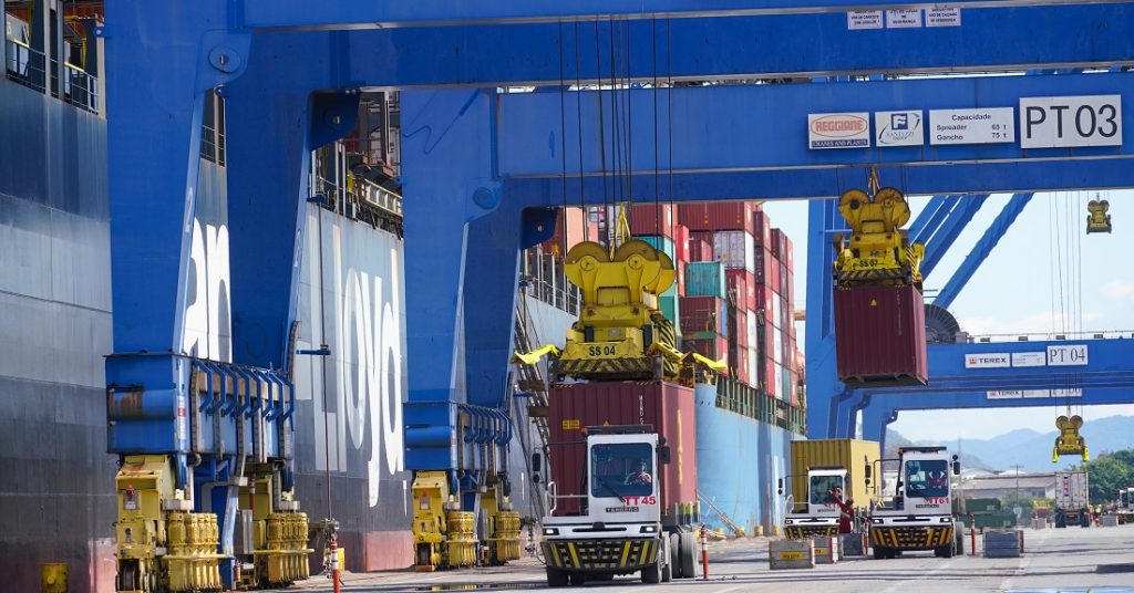 Exportações de Santa Catarina crescem 6,5% até maio