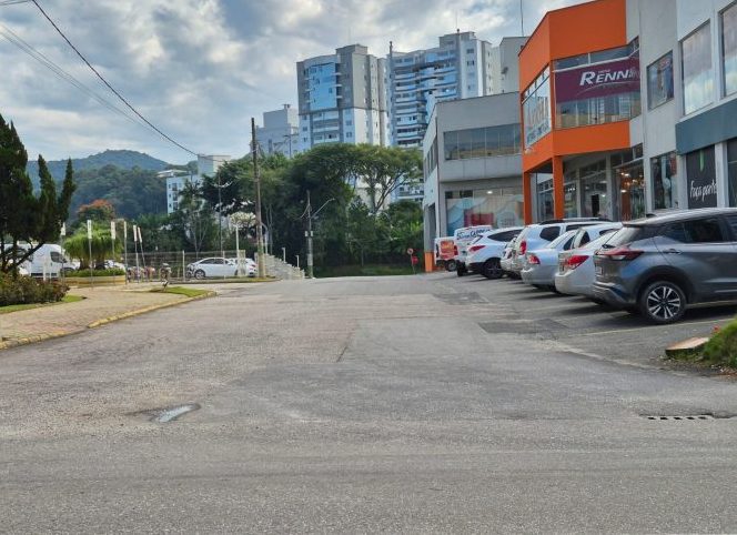 Obras na Beira Rio afetam abastecimento de água até o fim da tarde