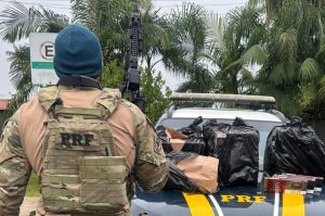 PRF apreende 1200 maços de cigarros indonésios contrabandeados