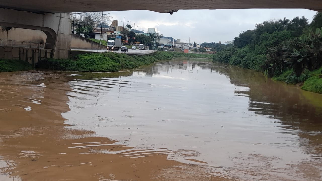Brusque segue em Situação de Alerta e monitorando nível do rio