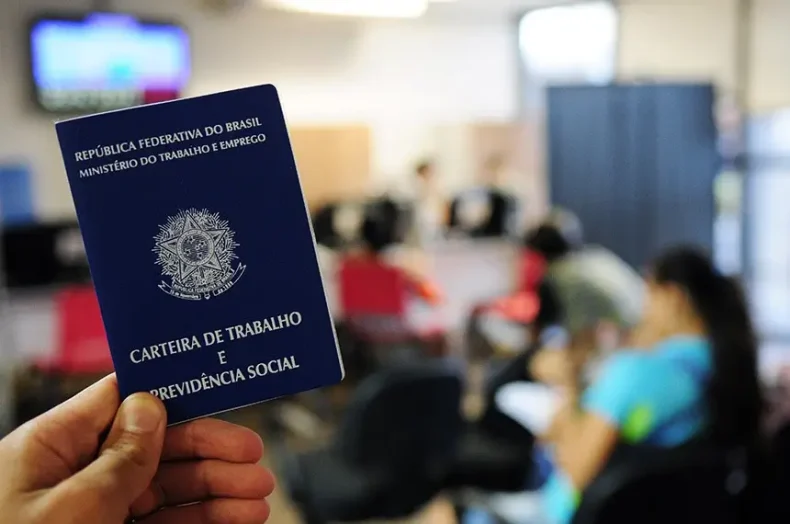 Redução da jornada de trabalho no Brasil é pauta em comissão do Senado