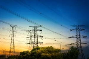 Contas de luz permanecem com bandeira tarifária vermelha em julho