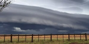 Frente fria aumenta risco de temporais em Santa Catarina