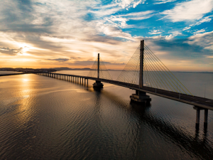 Sexta maior ponte do Brasil completa 10 anos com nova iluminação